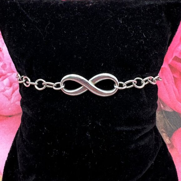 Tiffany & Co. Sterling Silver Infinity Bracelet. - Picture 8 of 15